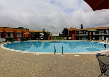 Motel 6 Opelika Al Facilities photo